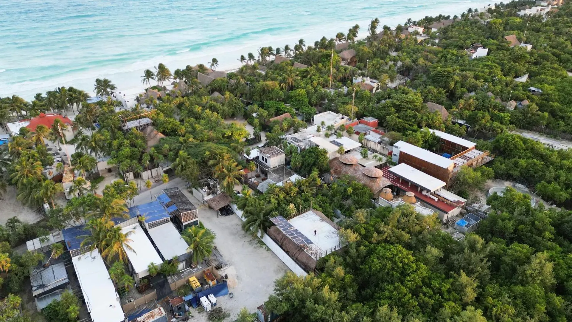 Casa Amor Tulum 8Br Z H - Next Level B